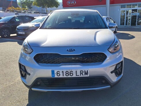 Foto impresión del anuncio Kia Niro 1.6 GDi PHEV 104kW (141CV) Concept  de Ocasión en Madrid