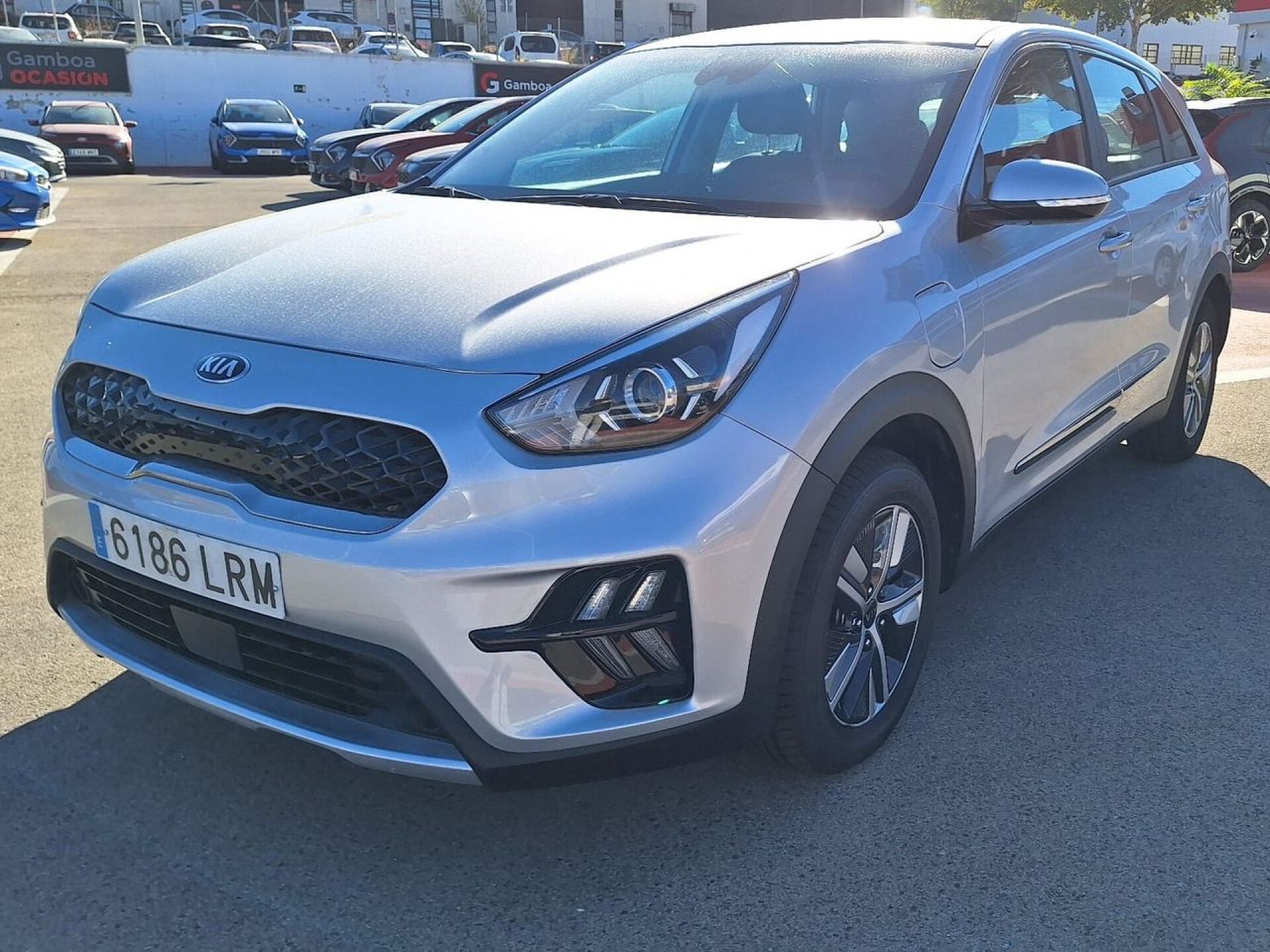 Foto principal del anuncio Kia Niro 1.6 GDi PHEV 104kW (141CV) Concept  de Ocasión en Madrid