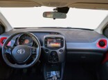 Foto 10 del anuncio Toyota Aygo 1.0 70 x-play  de Ocasión en Madrid