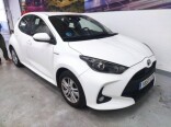 Foto principal del anuncio Toyota Yaris 1.5 120H Active Tech  de Ocasión en Madrid