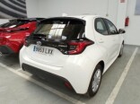Foto 2 del anuncio Toyota Yaris 1.5 120H Active Tech  de Ocasión en Madrid