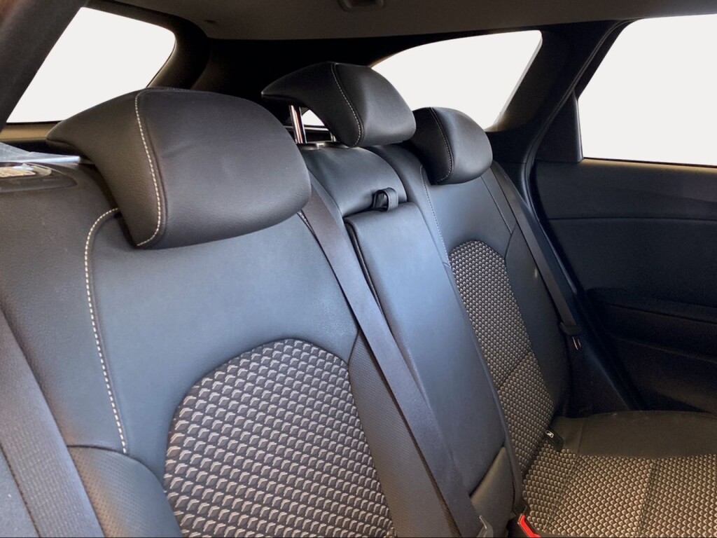 Foto 9 del anuncio Kia Ceed Tourer 1.0 T-GDi 88kW (120CV) Tech  de Ocasión en Madrid