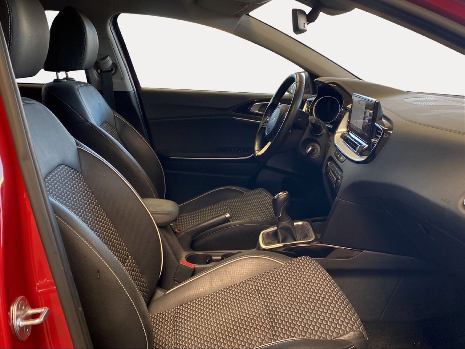 Foto 7 del anuncio Kia Ceed Tourer 1.0 T-GDi 88kW (120CV) Tech  de Ocasión en Madrid