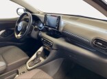 Foto 8 del anuncio Toyota Yaris 1.5 120H Active Tech  de Ocasión en Madrid