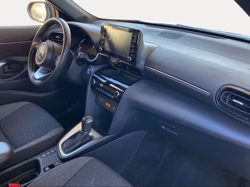 Foto 8 del anuncio Toyota Yaris Cross 1.5 120H Active Tech  de Ocasión en Madrid