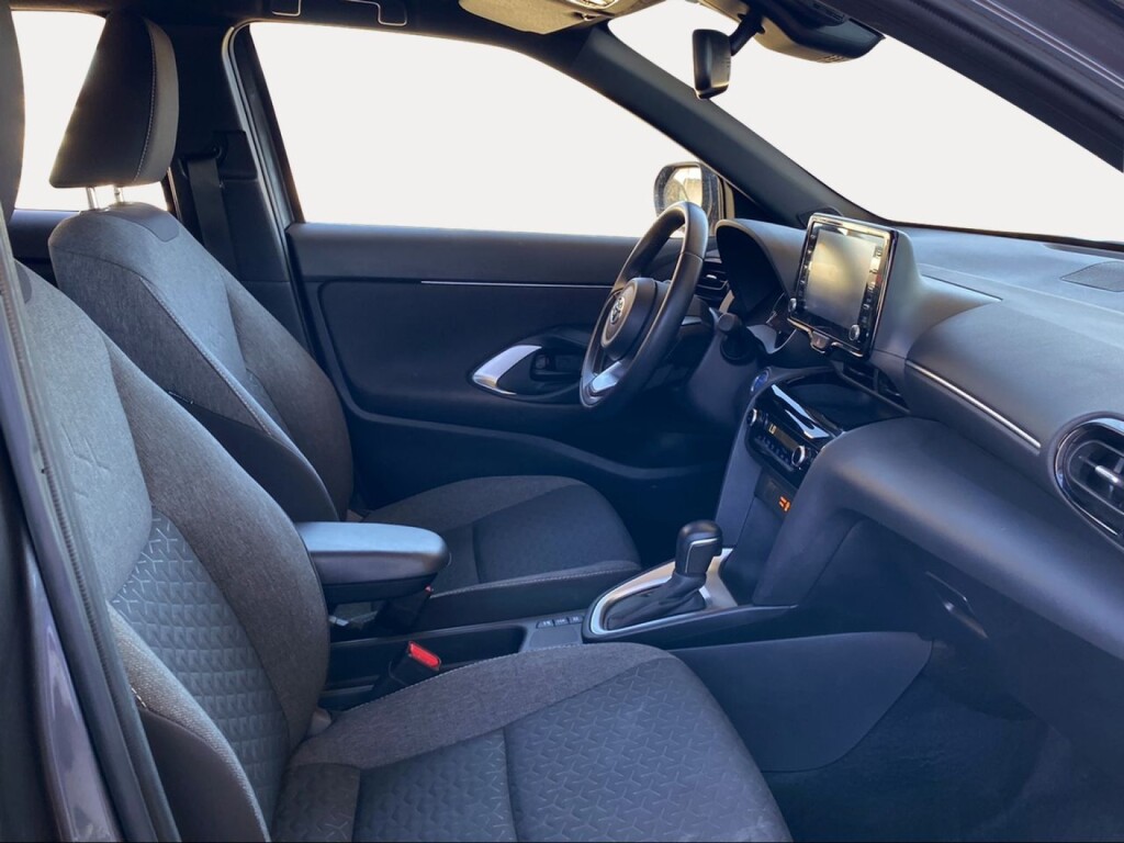 Foto 7 del anuncio Toyota Yaris Cross 1.5 120H Active Tech  de Ocasión en Madrid