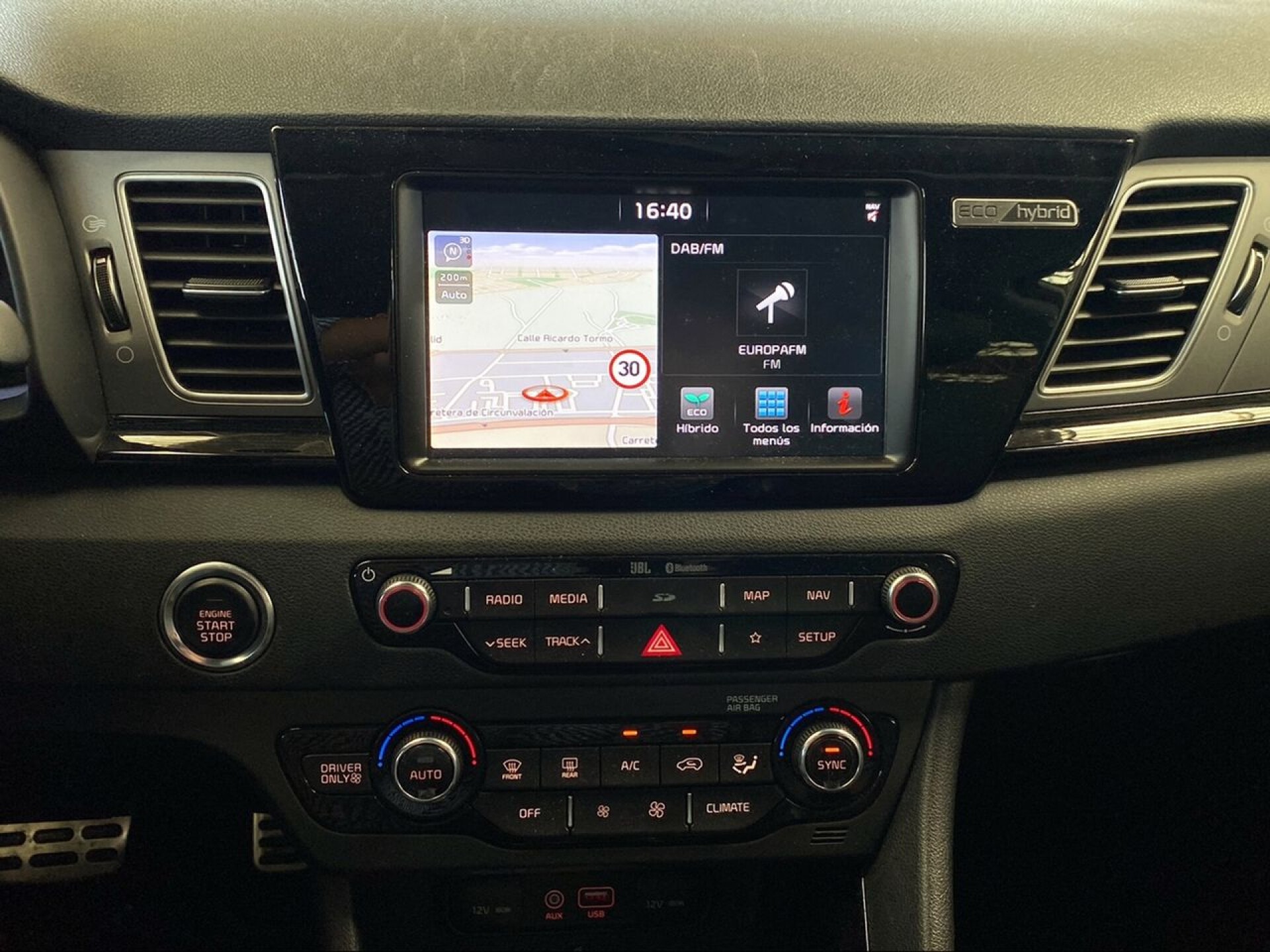 Foto 11 del anuncio Kia Niro 1.6 GDi Híbrido 104kW (141CV) Emotion  de Ocasión en Madrid