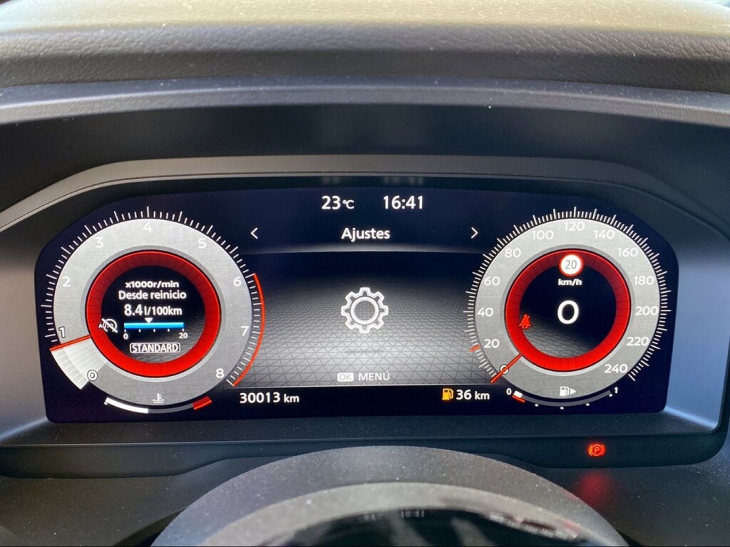 Foto 12 del anuncio Nissan Qashqai DIG-T 103kW (140CV) mHEV 4x2 Tekna  de Ocasión en Madrid