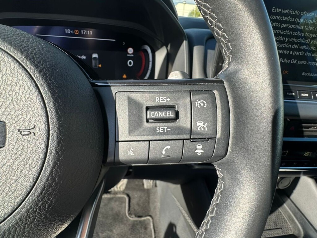 Foto 8 del anuncio Nissan Qashqai DIG-T 116kW Xtronic N-Connecta  de Ocasión en Madrid