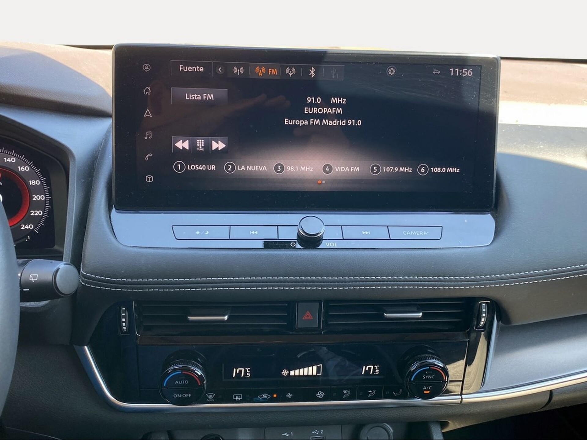 Foto 13 del anuncio Nissan X-Trail 5pl 1.5 e-POWER 152kW 4x2 A/T N-Connecta  de Ocasión en Madrid