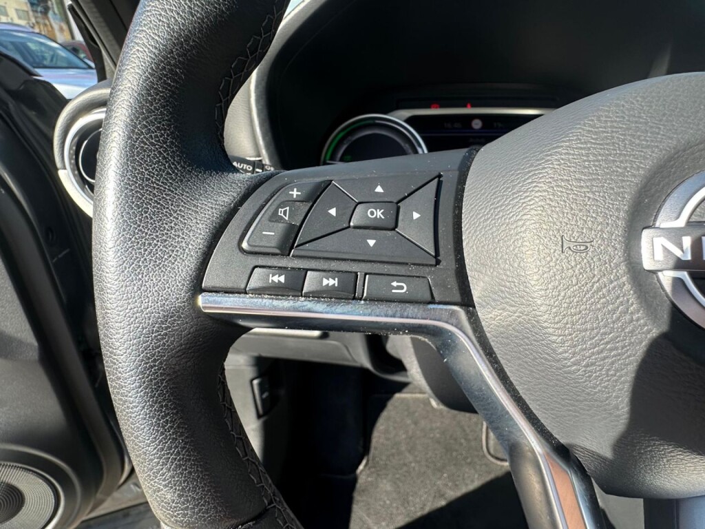 Foto 7 del anuncio Nissan Juke 1.6 Hybrid 105kW (145CV) N-Design Silver  de Ocasión en Madrid