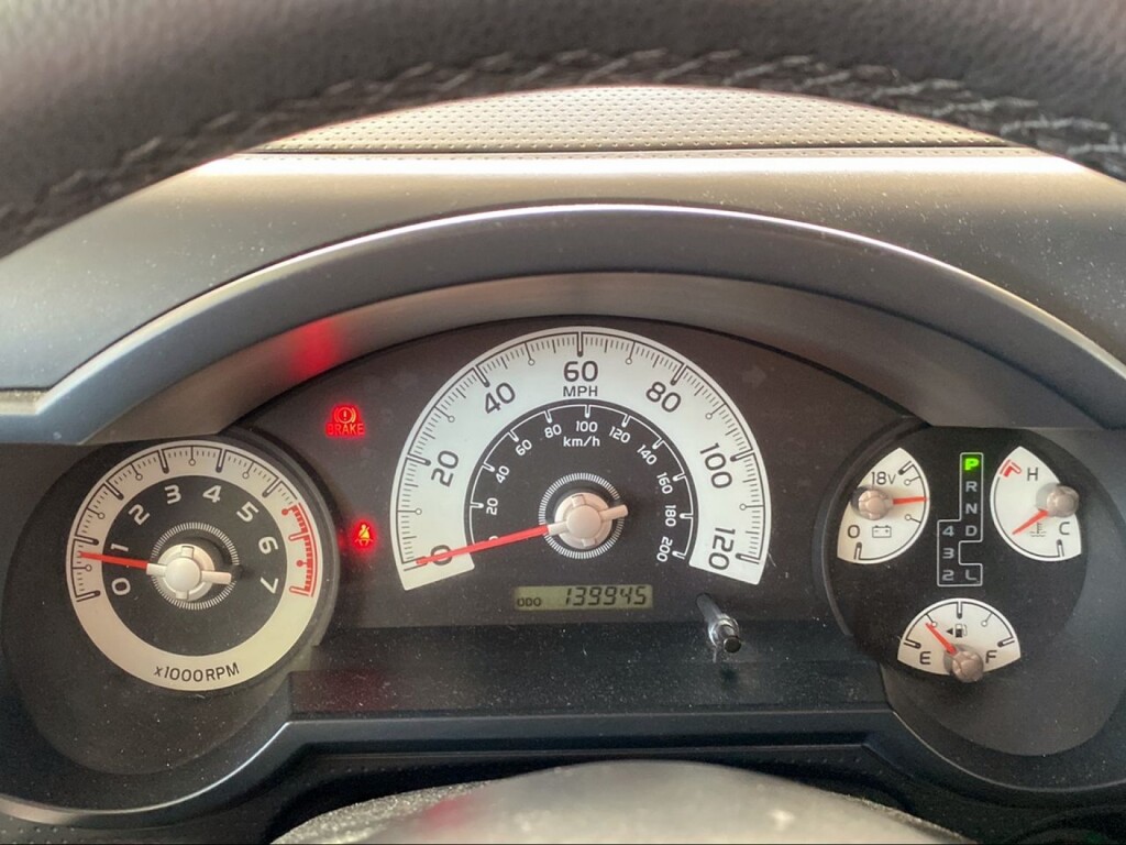 Foto 12 del anuncio Toyota FJ Cruiser 4.0 V6 261CV AT 4WD  de Ocasión en Madrid