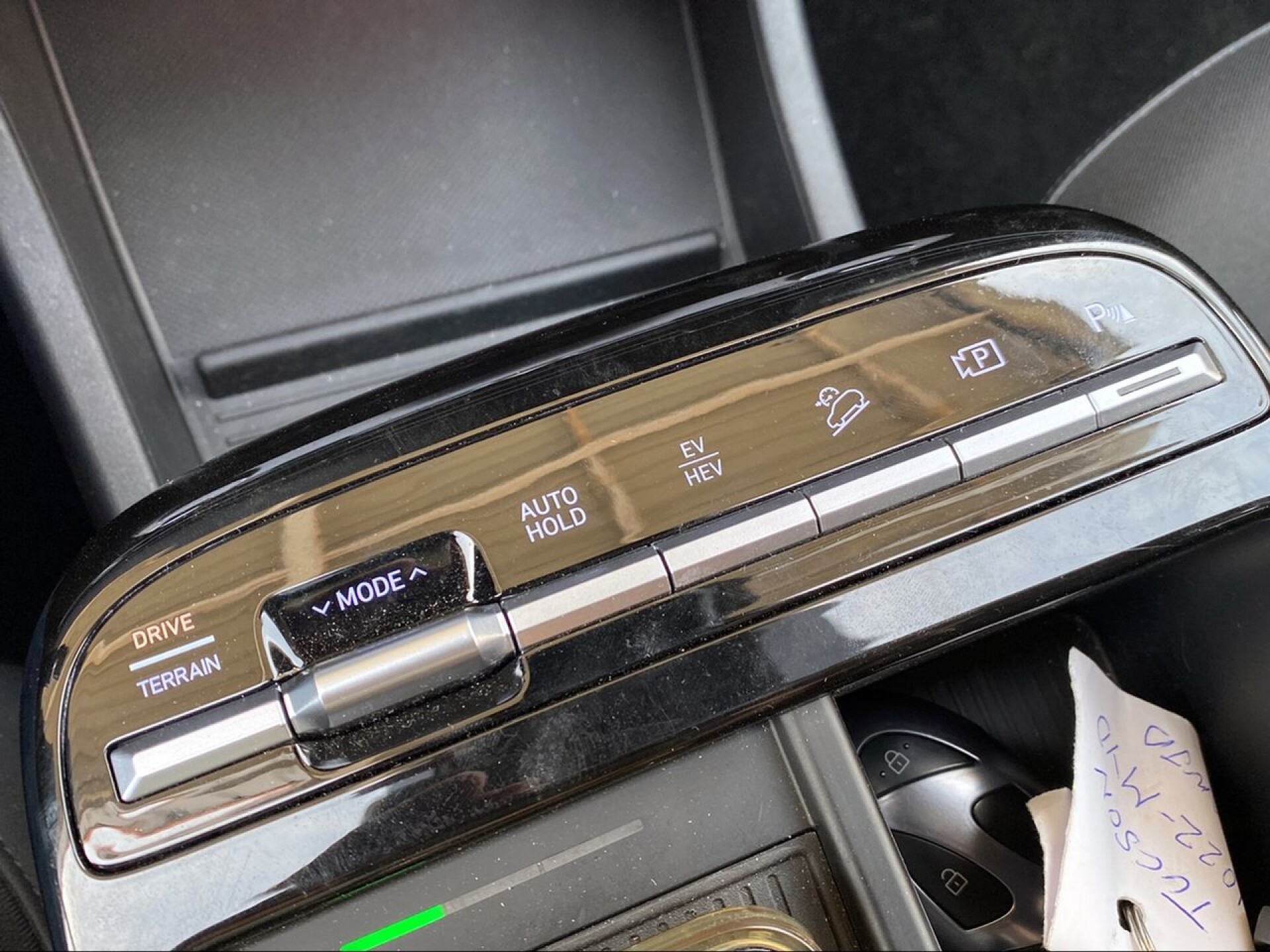 Foto 21 del anuncio Hyundai Tucson 1.6T 185kW (252CV) PHEV 4x4 AT Tecno Sky  de Ocasión en Madrid