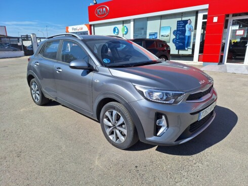 Foto impresión del anuncio Kia Stonic 1.0 T-GDi 74kW (100CV) MHEV MT Concept  de Ocasión en Madrid