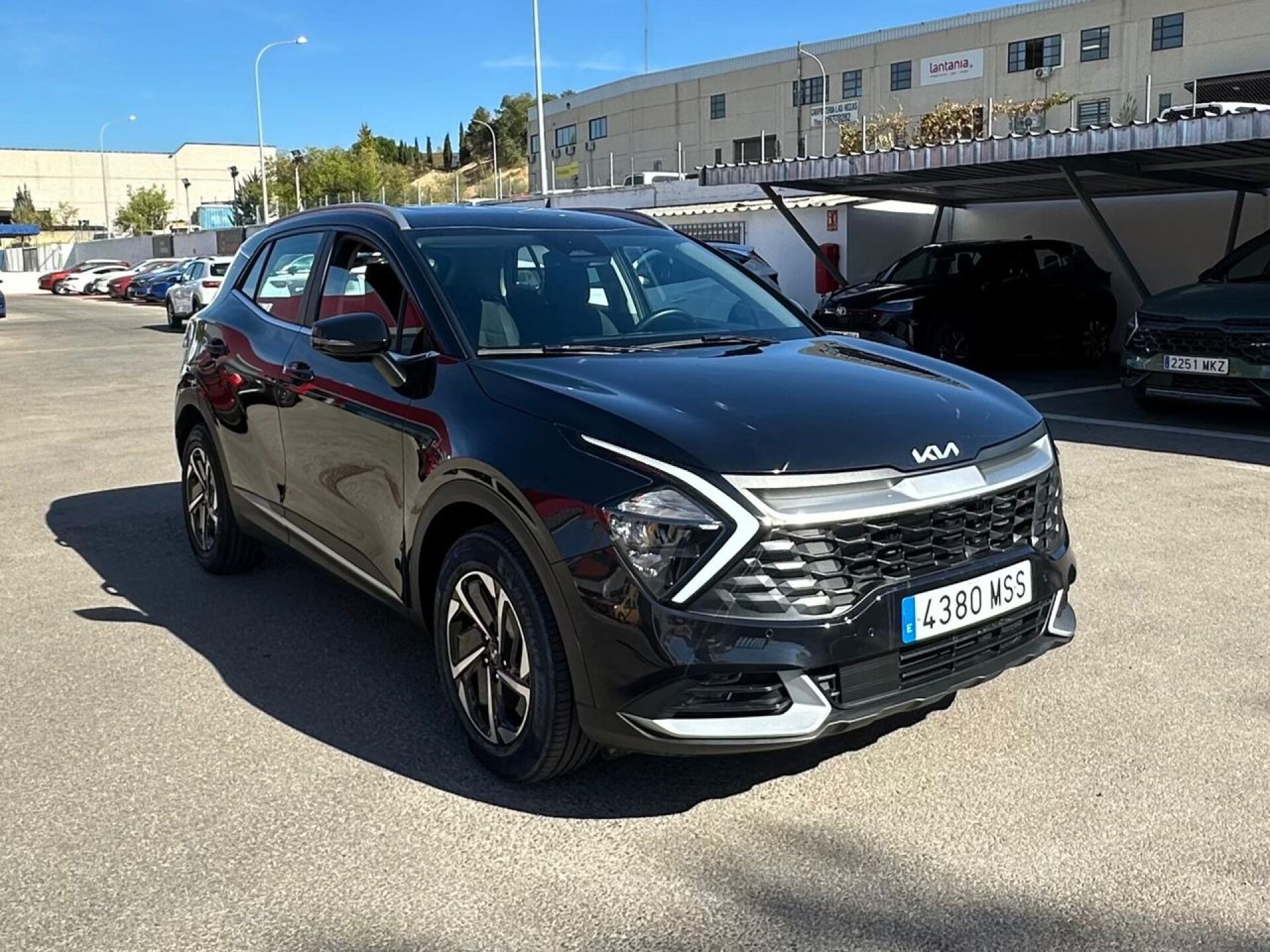 Foto 1 del anuncio Kia Sportage 1.6 T-GDi HEV 171kW (230CV) Drive 4x2  de Ocasión en Madrid