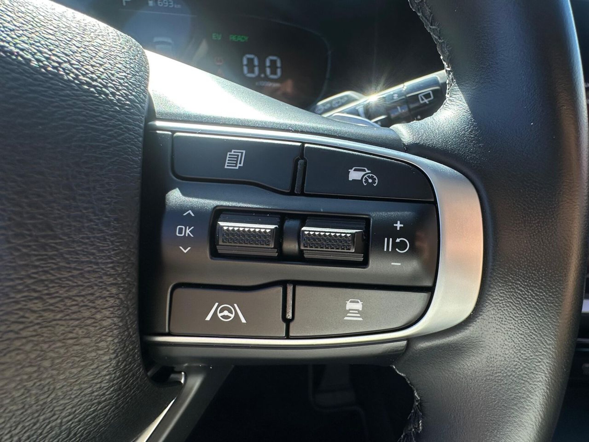 Foto 8 del anuncio Kia Sportage 1.6 T-GDi HEV 171kW (230CV) Drive 4x2  de Ocasión en Madrid