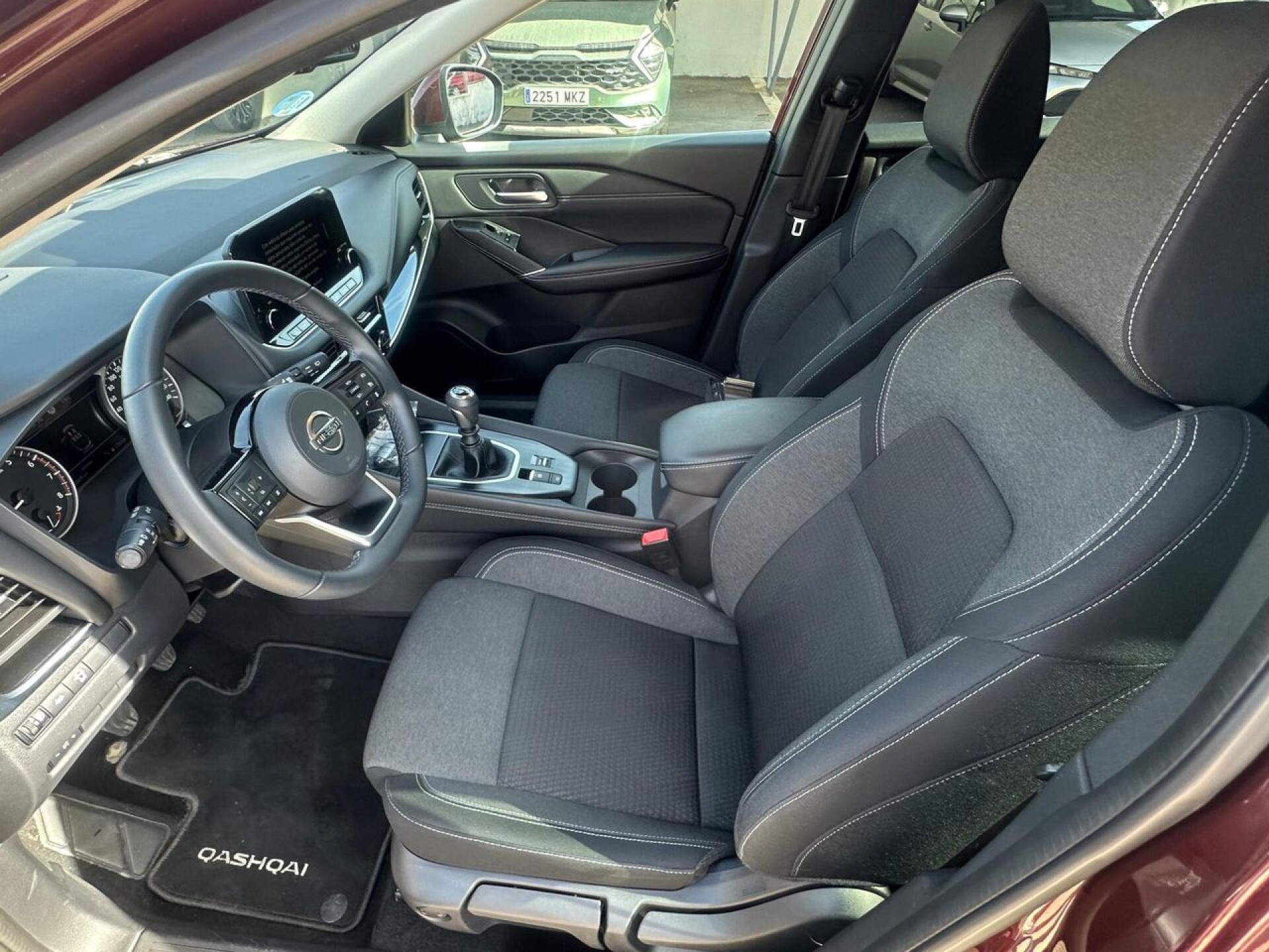 Foto 4 del anuncio Nissan Qashqai DIG-T 103kW mHEV 4x2 N-GO  de Ocasión en Madrid