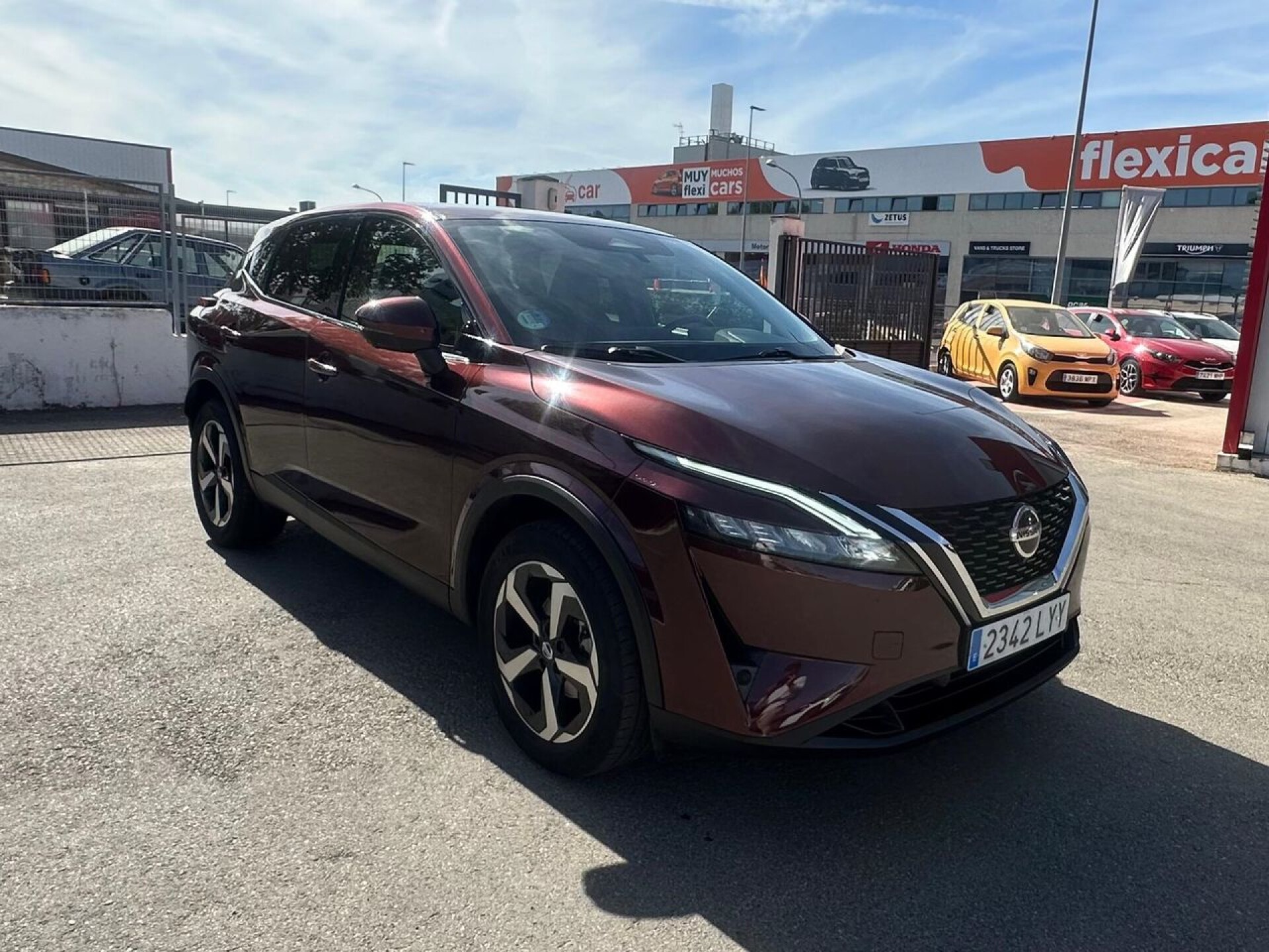 Foto 1 del anuncio Nissan Qashqai DIG-T 103kW mHEV 4x2 N-GO  de Ocasión en Madrid