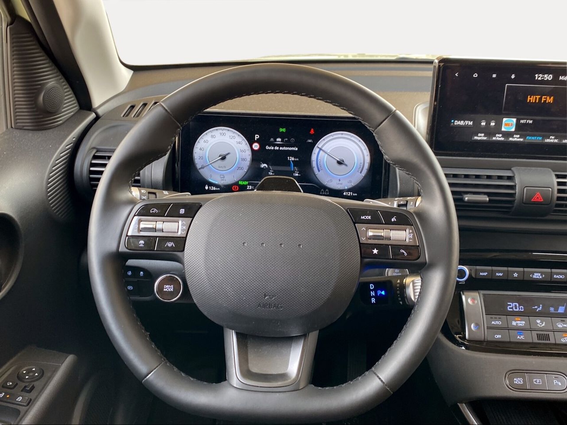 Foto 11 del anuncio Hyundai Inster 49KWH 85KW (115CV) Maxx  de Ocasión en Madrid