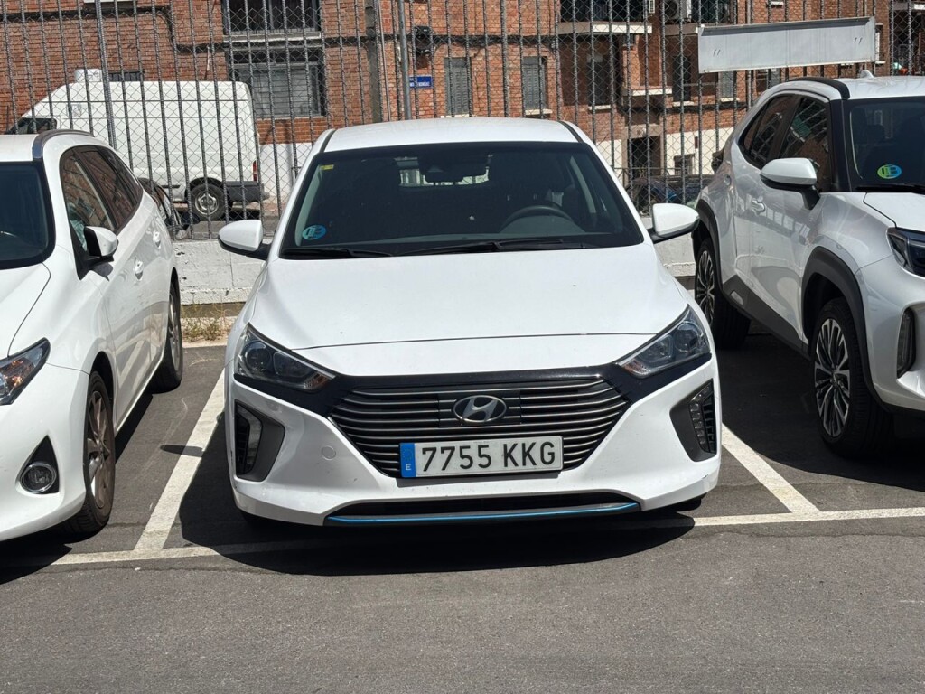 Foto impresión del anuncio Hyundai IONIQ 1.6 GDI HEV Klass Nav DCT  de Ocasión en Madrid