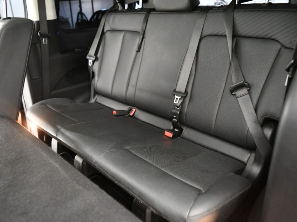 Foto 9 del anuncio Hyundai Staria 2.2 CRDI Style 4x4 9S  de Ocasión en Madrid