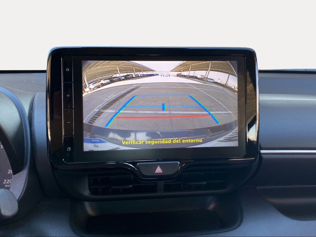 Foto 16 del anuncio Toyota Yaris 1.5 120H Active Plus  de Ocasión en Madrid