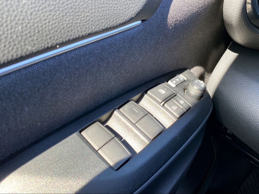 Foto 15 del anuncio Toyota Yaris Cross 1.5 120H Active Tech  de Ocasión en Madrid