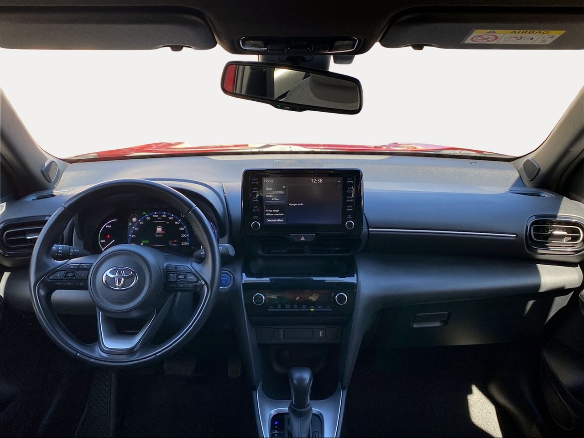 Foto 10 del anuncio Toyota Yaris Cross 1.5 120H Active Tech  de Ocasión en Madrid