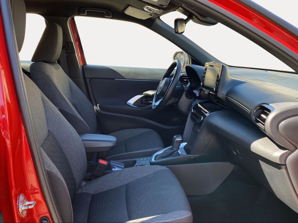 Foto 7 del anuncio Toyota Yaris Cross 1.5 120H Active Tech  de Ocasión en Madrid