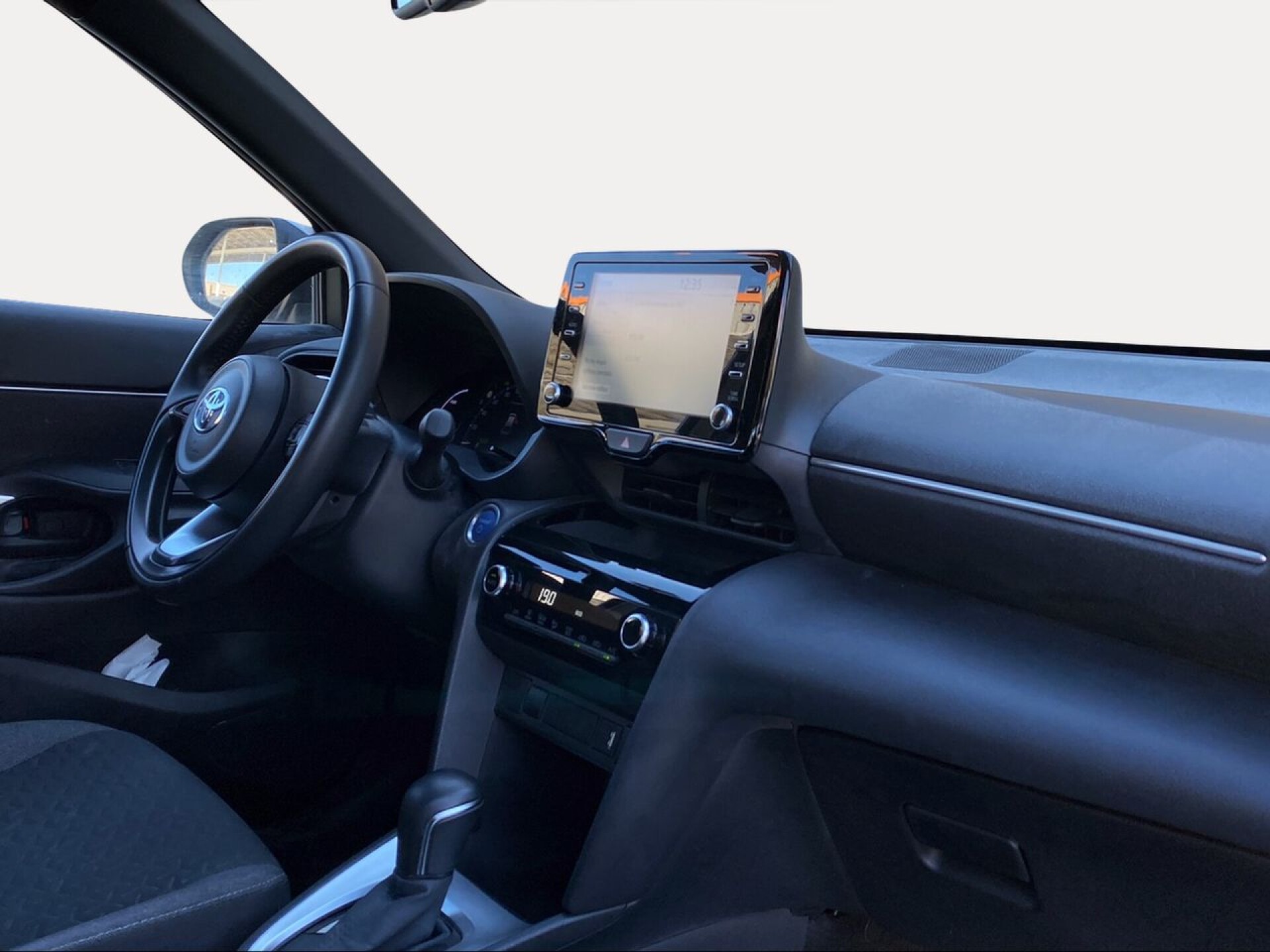 Foto 8 del anuncio Toyota Yaris Cross 1.5 120H Active Tech  de Ocasión en Madrid