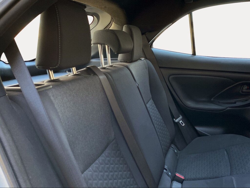 Foto 9 del anuncio Toyota Yaris Cross 1.5 120H Active Tech  de Ocasión en Madrid