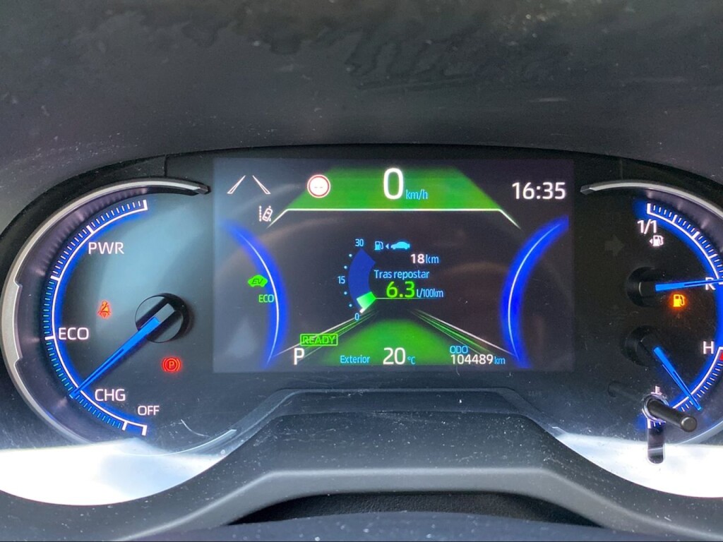 Foto 12 del anuncio Toyota Rav4 2.5l 220H Advance  de Ocasión en Madrid