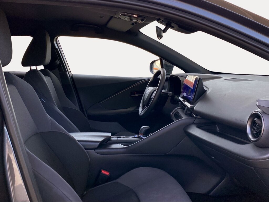 Foto 7 del anuncio Toyota C-HR 1.8 140H Advance  de Ocasión en Madrid