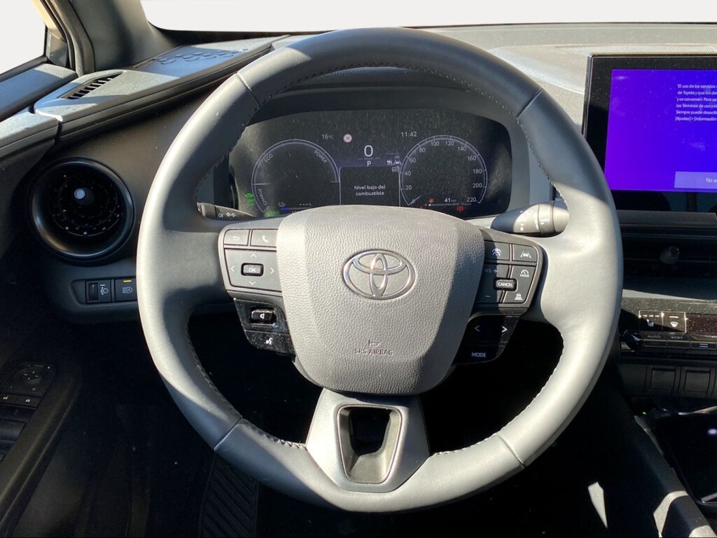 Foto 11 del anuncio Toyota C-HR 2.0 220PH Advance  de Ocasión en Madrid