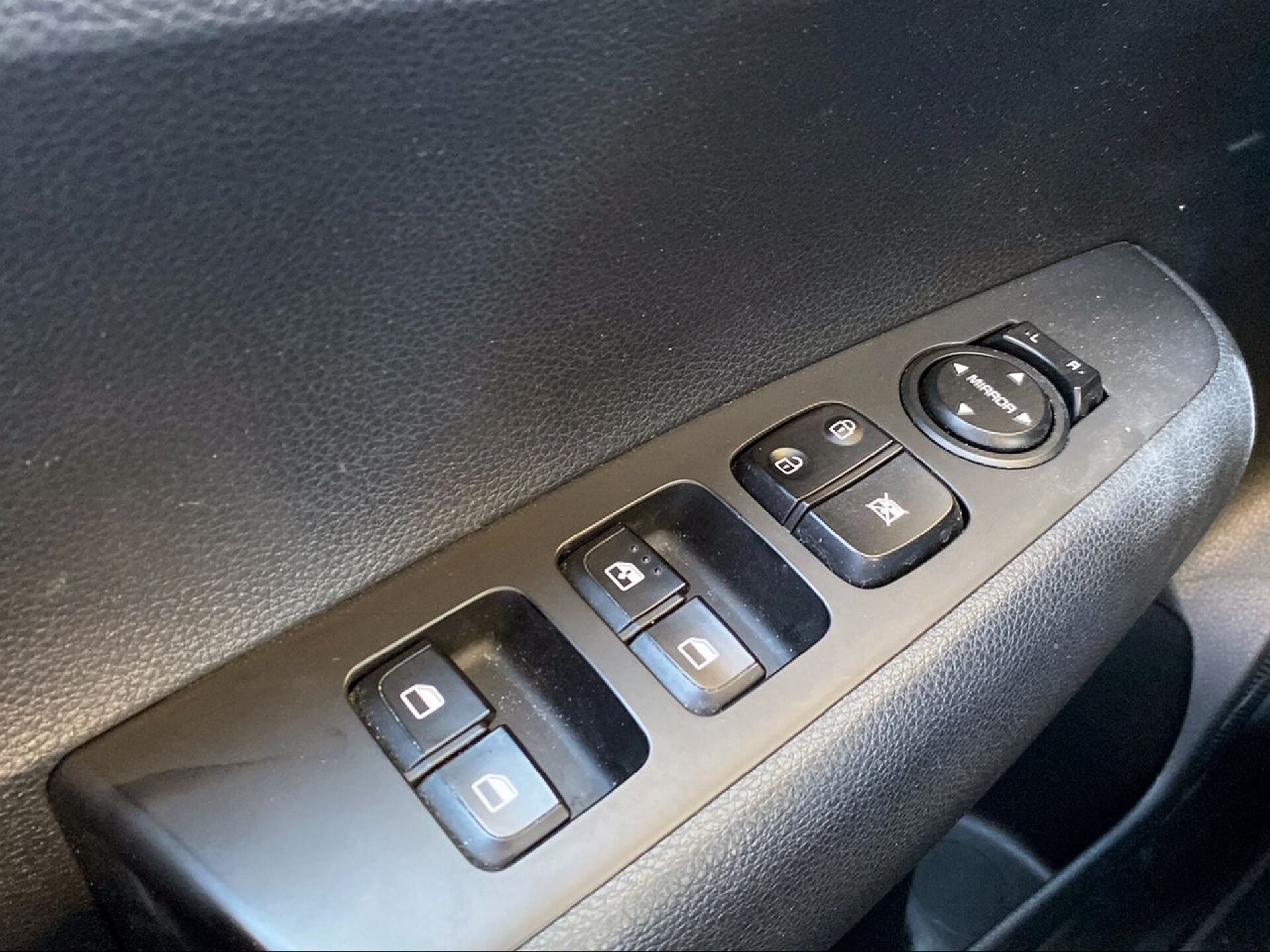 Foto 15 del anuncio Kia Picanto 1.0 DPi 46kW (63CV) Concept  de Ocasión en Madrid