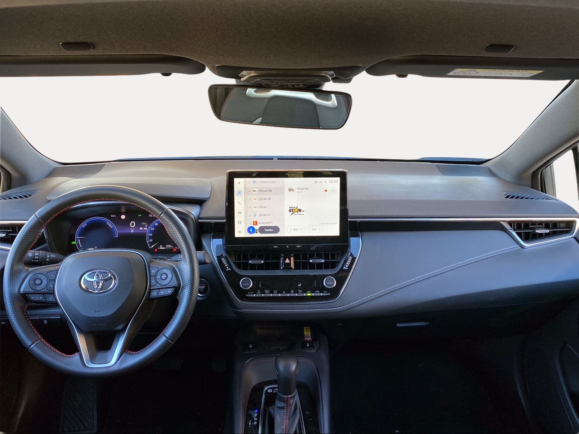 Foto 10 del anuncio Toyota Corolla 200H GR-Sport Touring Sport  de Ocasión en Madrid