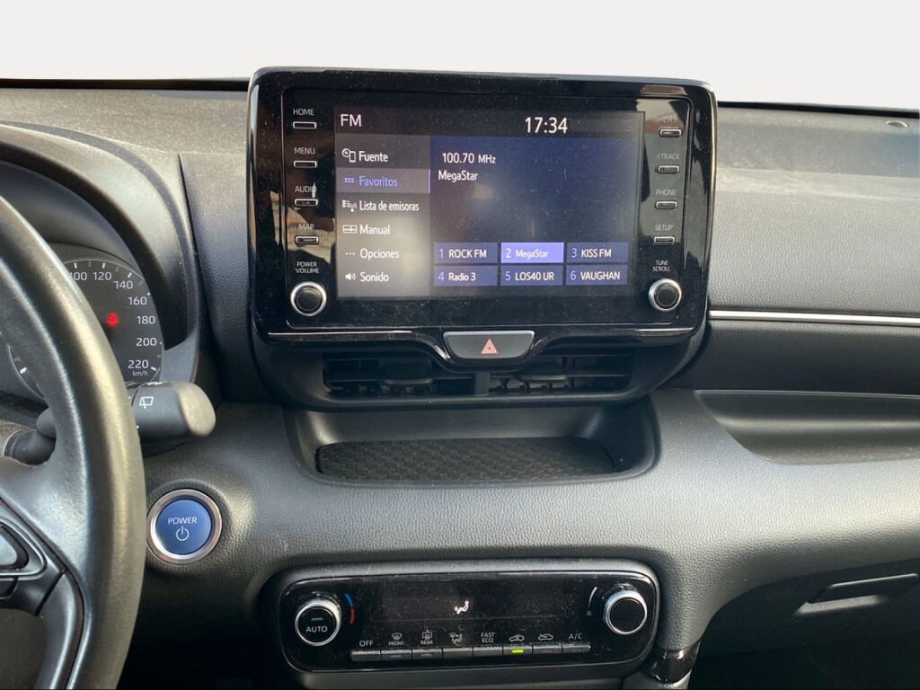 Foto 13 del anuncio Toyota Yaris 1.5 120H Active Tech  de Ocasión en Madrid