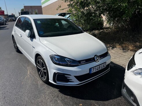 Foto impresión del anuncio Volkswagen Golf GTE 1.4 TSI e-Power 150kW (204CV) DSG  de Ocasión en Madrid