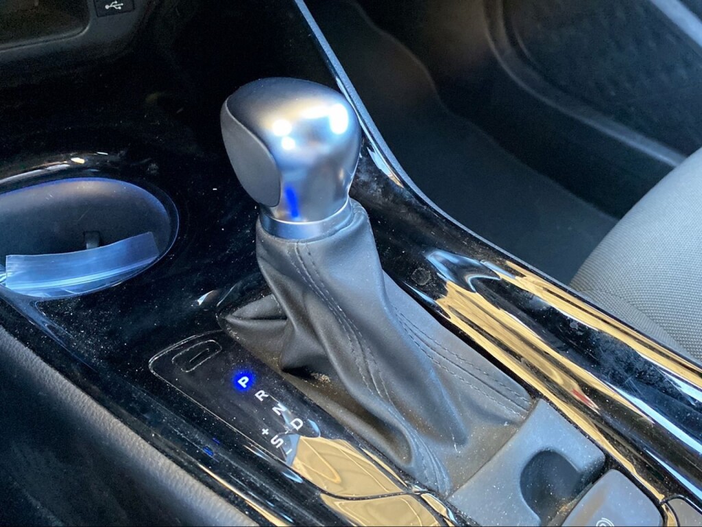 Foto 14 del anuncio Toyota C-HR 2.0 180H Advance  de Ocasión en Madrid