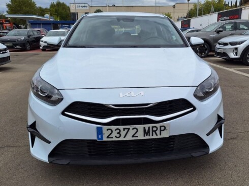 Foto impresión del anuncio Kia Ceed 1.0 T-GDi 88kW (120CV) Drive  de Ocasión en Madrid