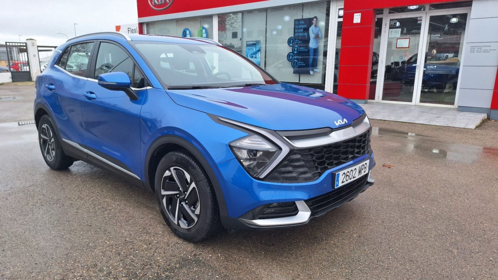 Foto 1 del anuncio Kia Sportage 1.6 T-GDi MHEV 110kW (150CV) Drive 4x2  de Ocasión en Madrid