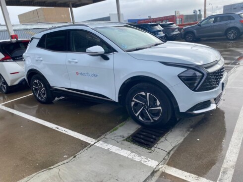 Foto impresión del anuncio Kia Sportage 1.6 T-GDi PHEV 198kW (265CV) Tech 4x4  de Ocasión en Madrid