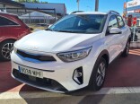 Foto principal del anuncio Kia Stonic 1.0 T-GDi 74kW (100CV) MHEV MT Drive  de Ocasión en Madrid