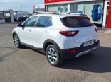 Foto 7 del anuncio Kia Stonic 1.0 T-GDi 74kW (100CV) MHEV MT Drive  de Ocasión en Madrid