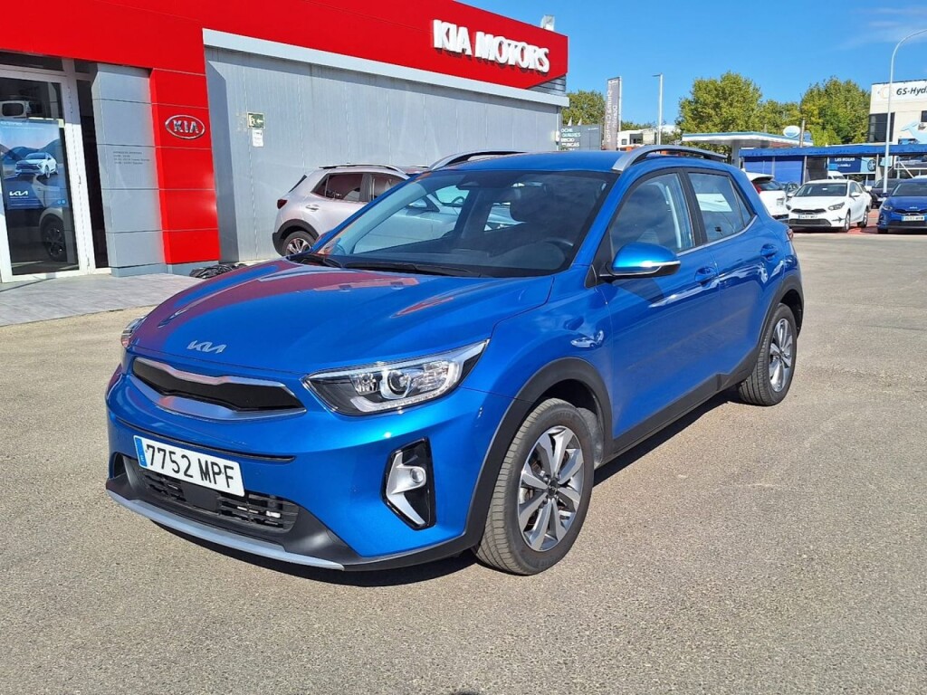 Foto impresión del anuncio Kia Stonic 1.0 T-GDi 74kW (100CV) MHEV MT Drive  de Ocasión en Madrid