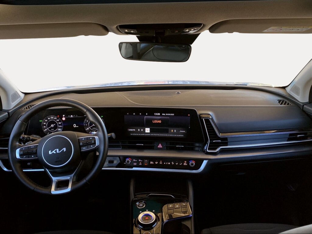 Foto 10 del anuncio Kia Sportage 1.6 T-GDi PHEV 185kW (252CV) Tech 4x4  de Ocasión en Madrid