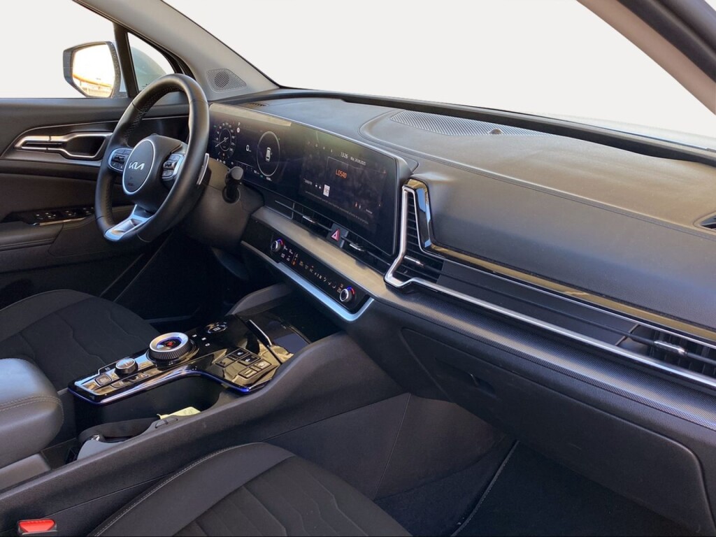 Foto 8 del anuncio Kia Sportage 1.6 T-GDi PHEV 185kW (252CV) Tech 4x4  de Ocasión en Madrid