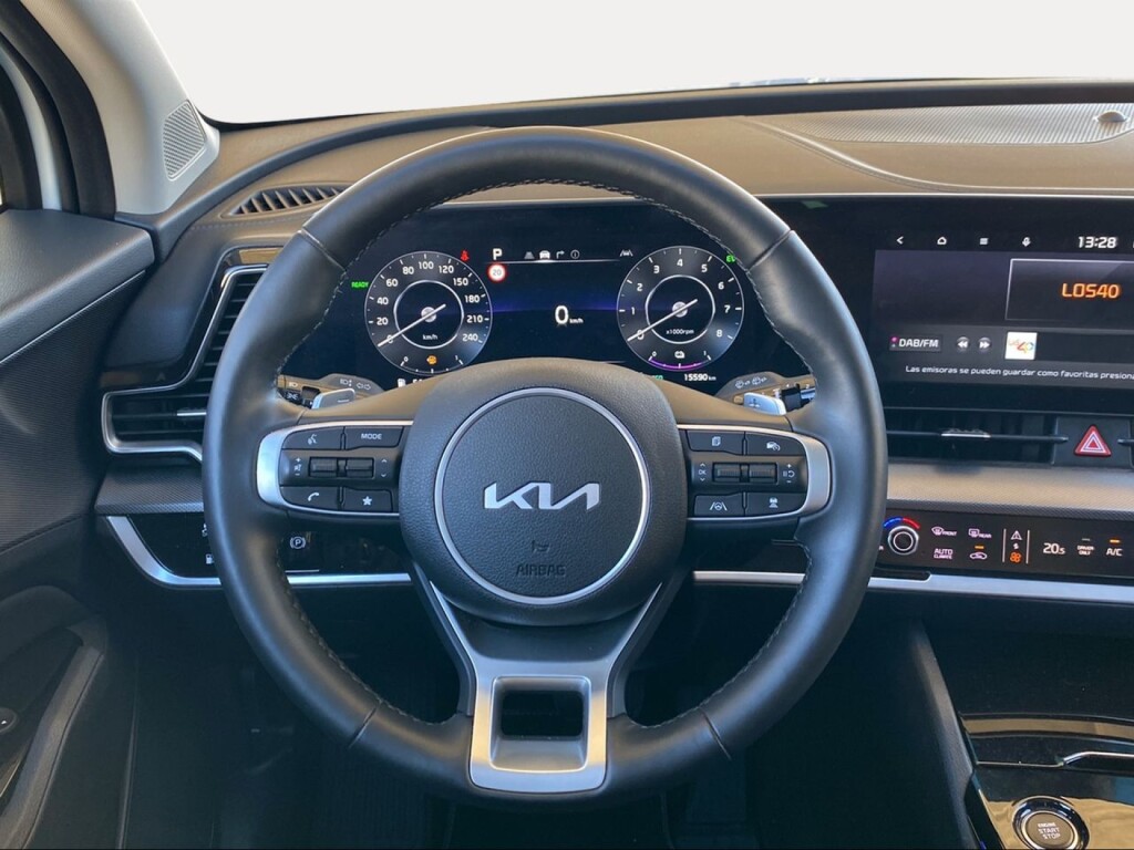 Foto 11 del anuncio Kia Sportage 1.6 T-GDi PHEV 185kW (252CV) Tech 4x4  de Ocasión en Madrid
