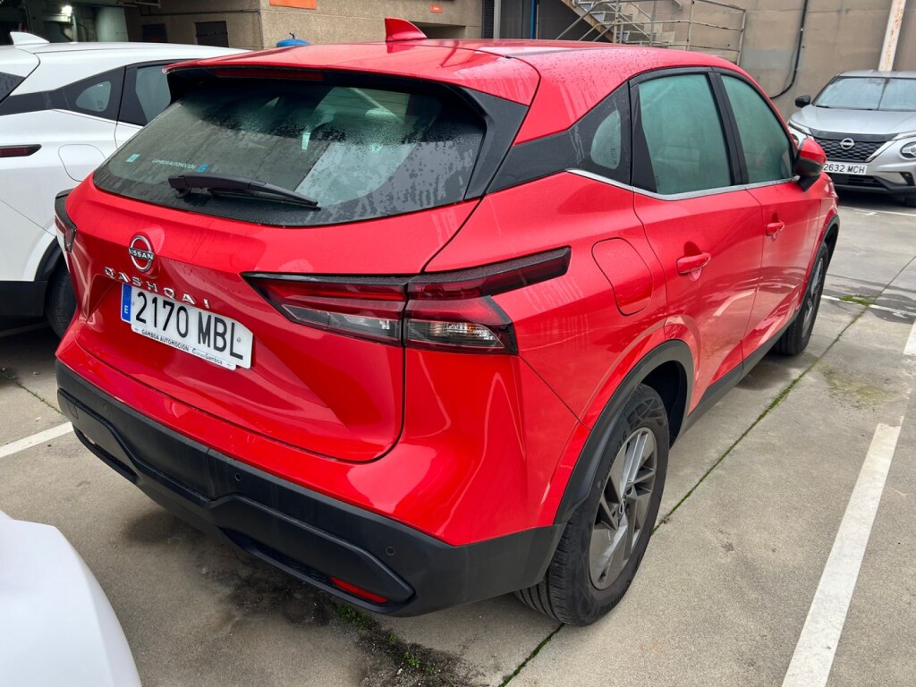 Foto 3 del anuncio Nissan Qashqai DIG-T 103kW (140CV) mHEV 4x2 Acenta  de Ocasión en Madrid