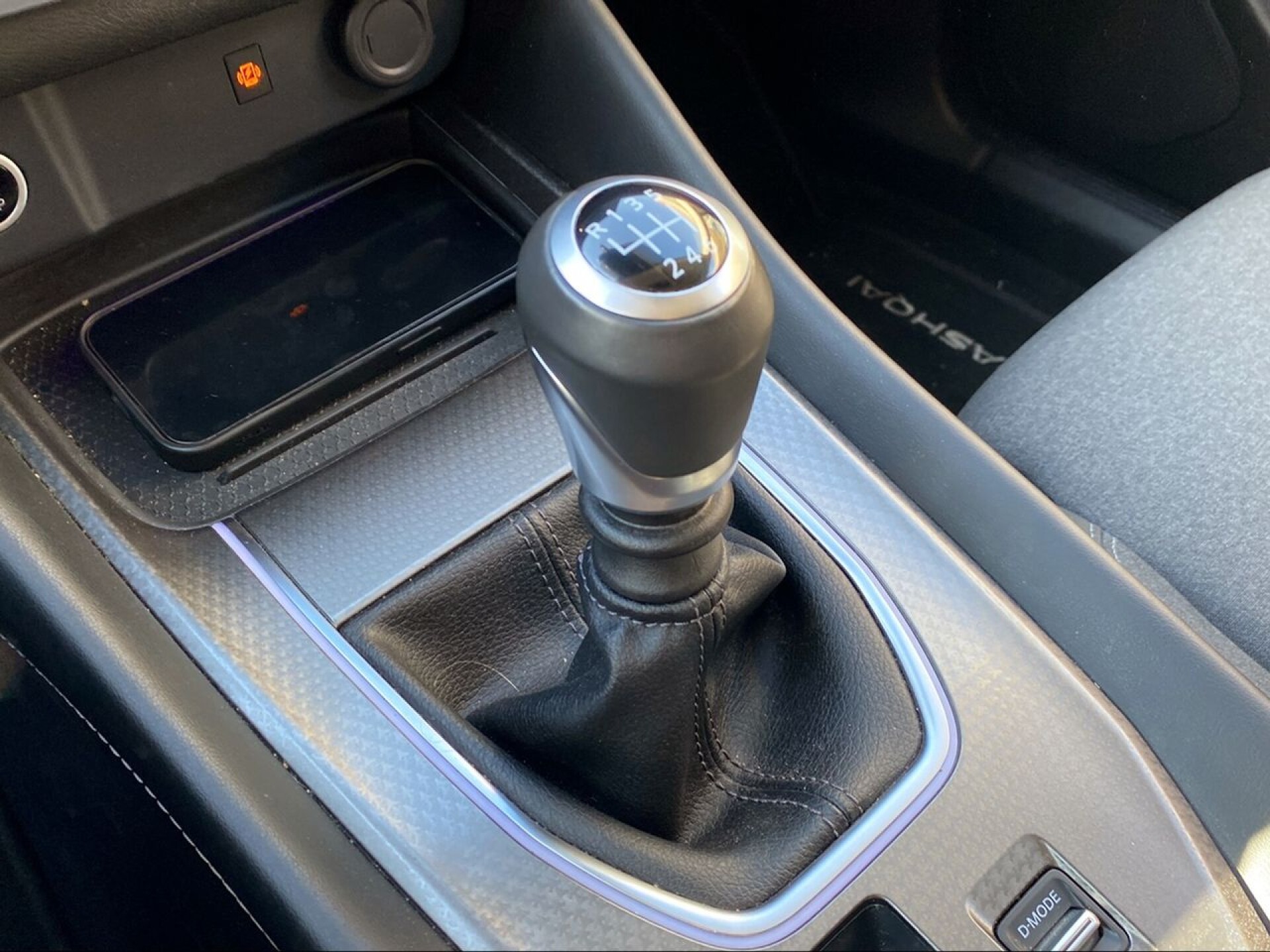 Foto 14 del anuncio Nissan Qashqai DIG-T 103kW N-Connecta  de Ocasión en Madrid